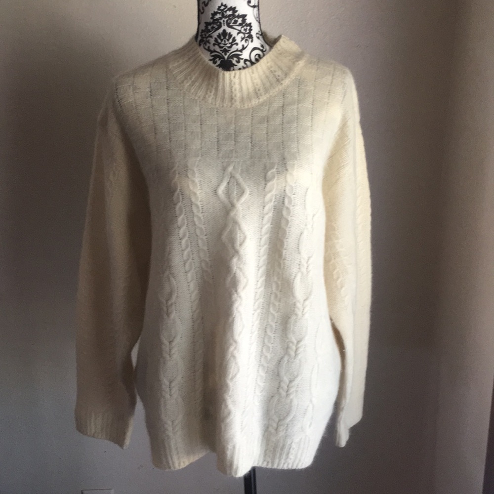 Women’s Sz 2 Elisabeth by Liz Claiborne sweater